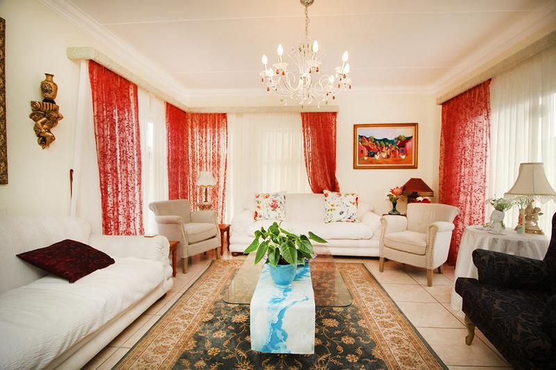 3 Bedroom Property for Sale in Reebok Western Cape